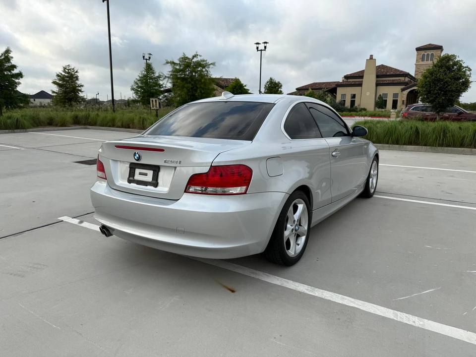 2009 BMW E81/E82/E88 1 Series - Image 18 of 31