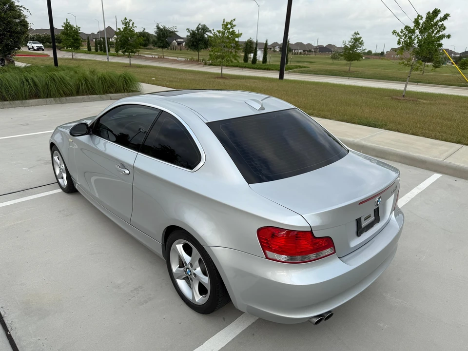 2009 BMW E81/E82/E88 1 Series - Image 14 of 31