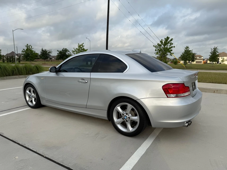 2009 BMW E81/E82/E88 1 Series - Image 13 of 31