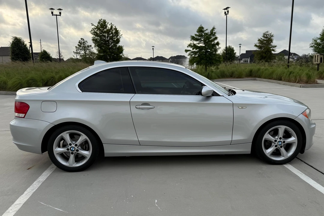 2009 BMW E81/E82/E88 1 Series - Image 3 of 31