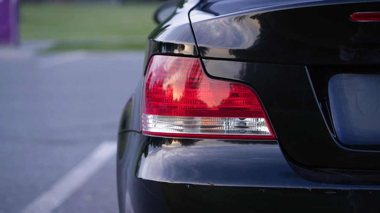 2009 BMW E81/E82/E88 1 Series - Image 31 of 31