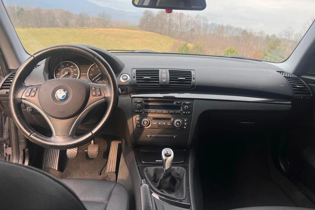 2009 BMW E81/E82/E88 1 Series - Image 27 of 31