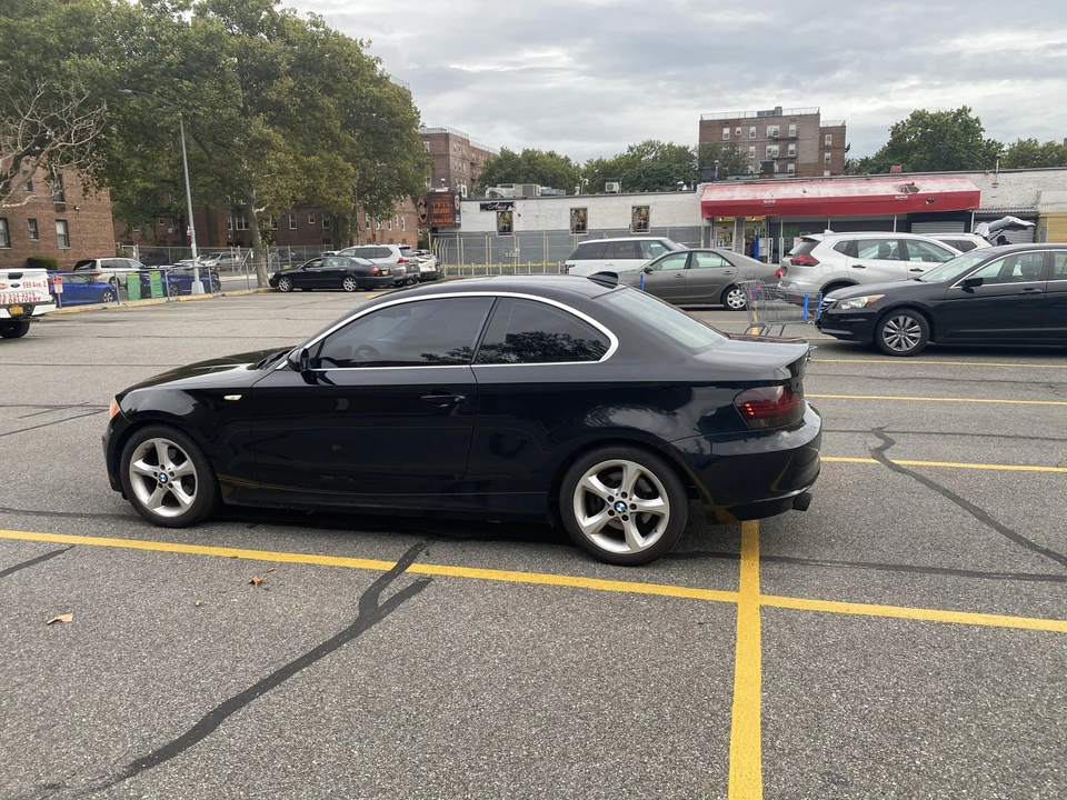 2009 BMW E81/E82/E88 1 Series - Image 12 of 31