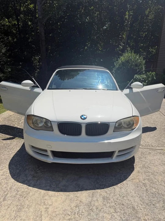 2009 BMW E81/E82/E88 1 Series - Image 2 of 20