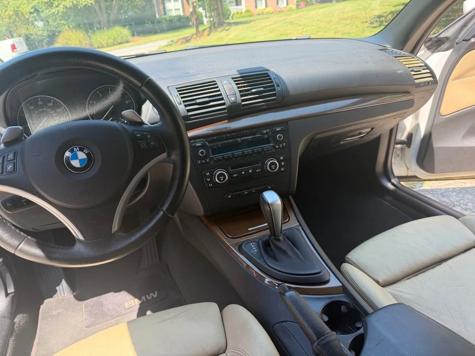 2009 BMW E81/E82/E88 1 Series - Image 8 of 20