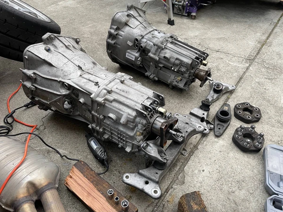 2009 BMW E82 135i & 135is - Image 14 of 15
