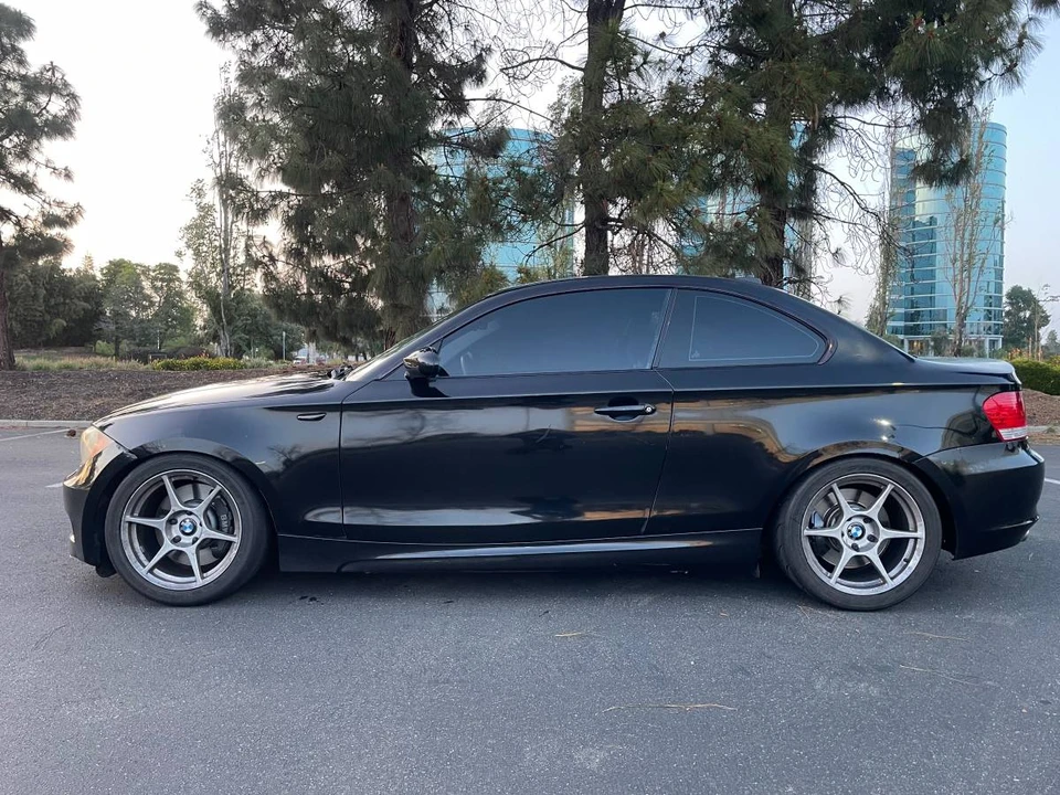 2009 BMW E82 135i & 135is - Image 4 of 15