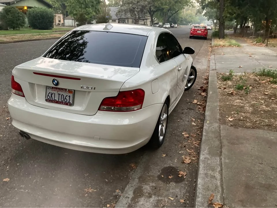 2009 BMW E81/E82/E88 1 Series - Image 2 of 8