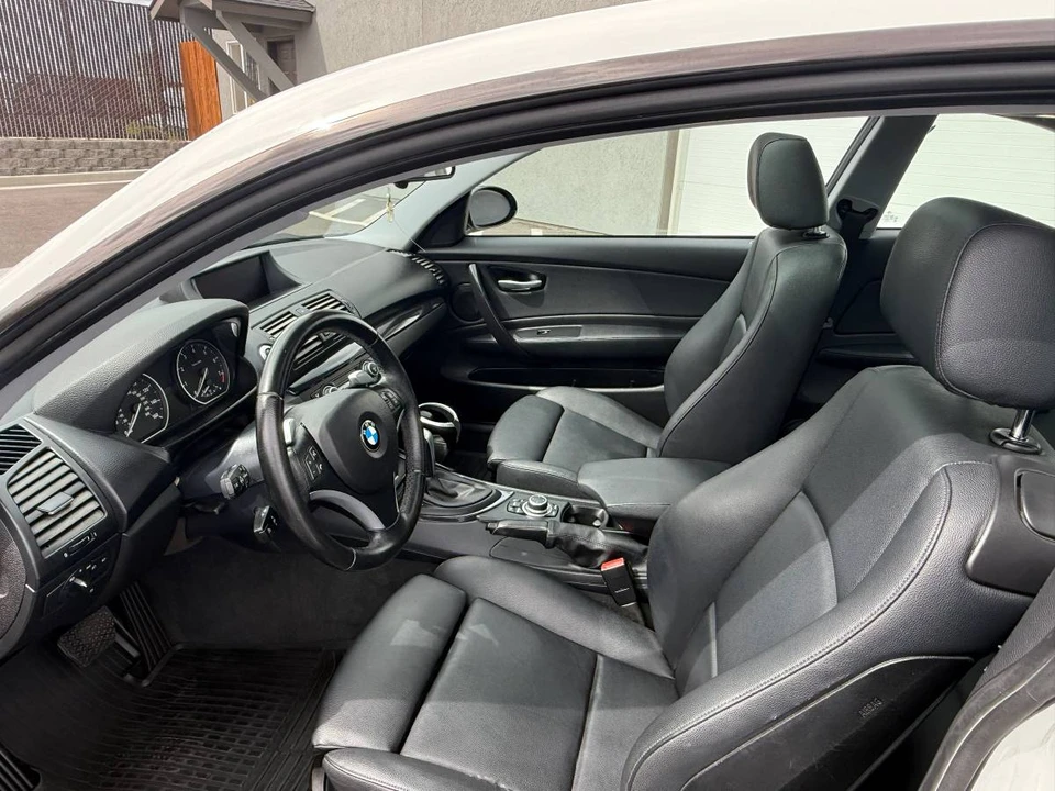 2009 BMW E81/E82/E88 1 Series - Image 8 of 17