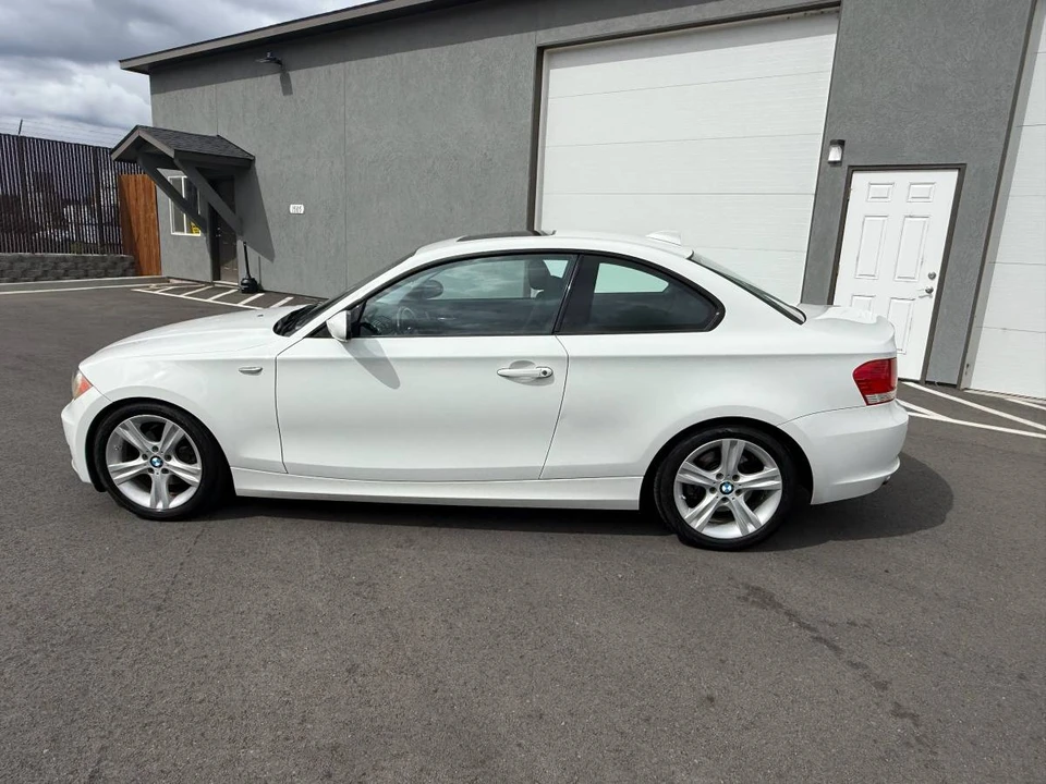 2009 BMW E81/E82/E88 1 Series - Image 6 of 17