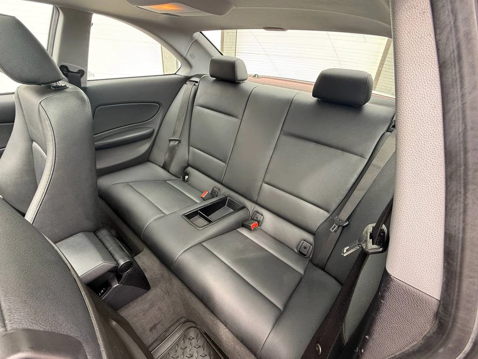 2009 BMW E81/E82/E88 1 Series - Image 10 of 17