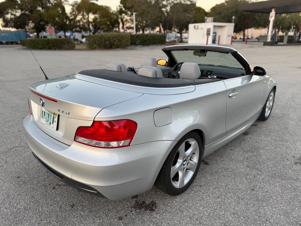 2009 BMW E82 135i & 135is - Image 4 of 16