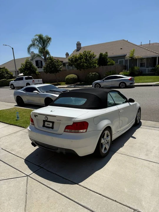 2009 BMW E82 135i & 135is - Image 4 of 11