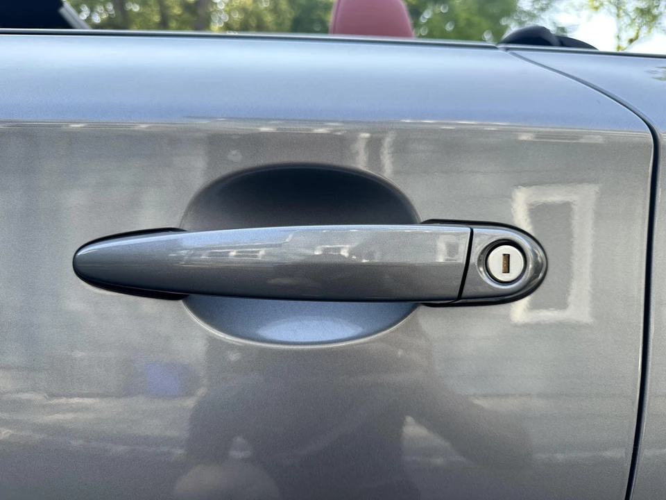 2009 BMW E82 135i & 135is - Image 27 of 31