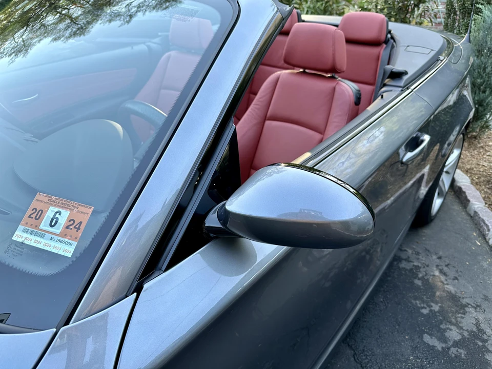 2009 BMW E82 135i & 135is - Image 26 of 31