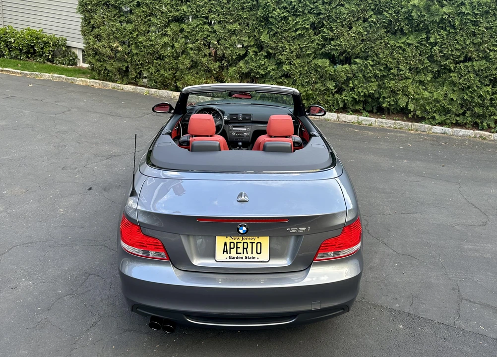 2009 BMW E82 135i & 135is - Image 8 of 31