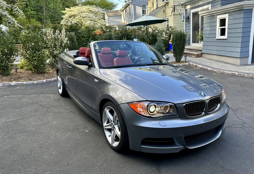2009 BMW E82 135i & 135is - Image 12 of 31