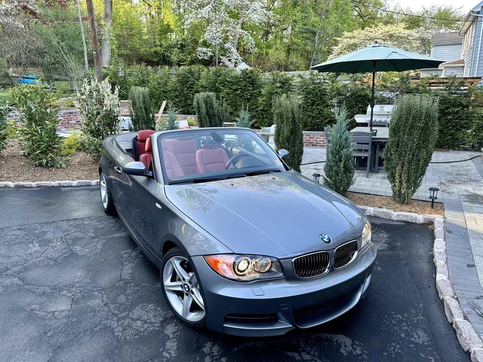 2009 BMW E82 135i & 135is - Image 14 of 31
