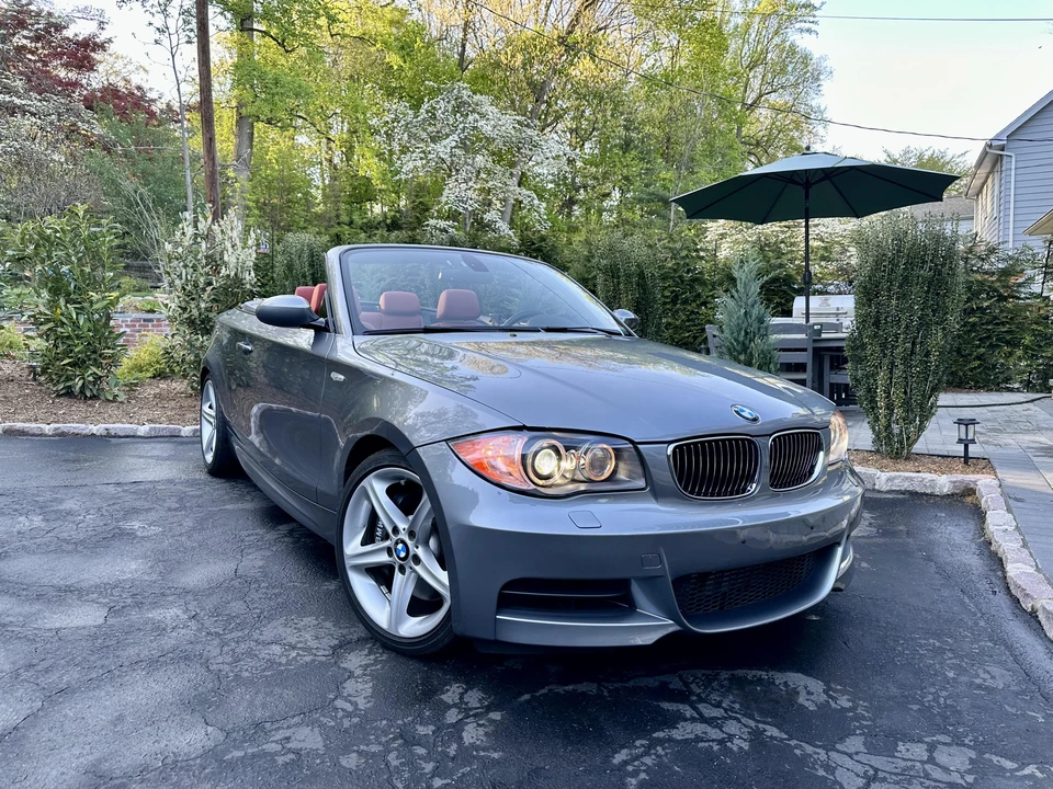 2009 BMW E82 135i & 135is - Image 13 of 31