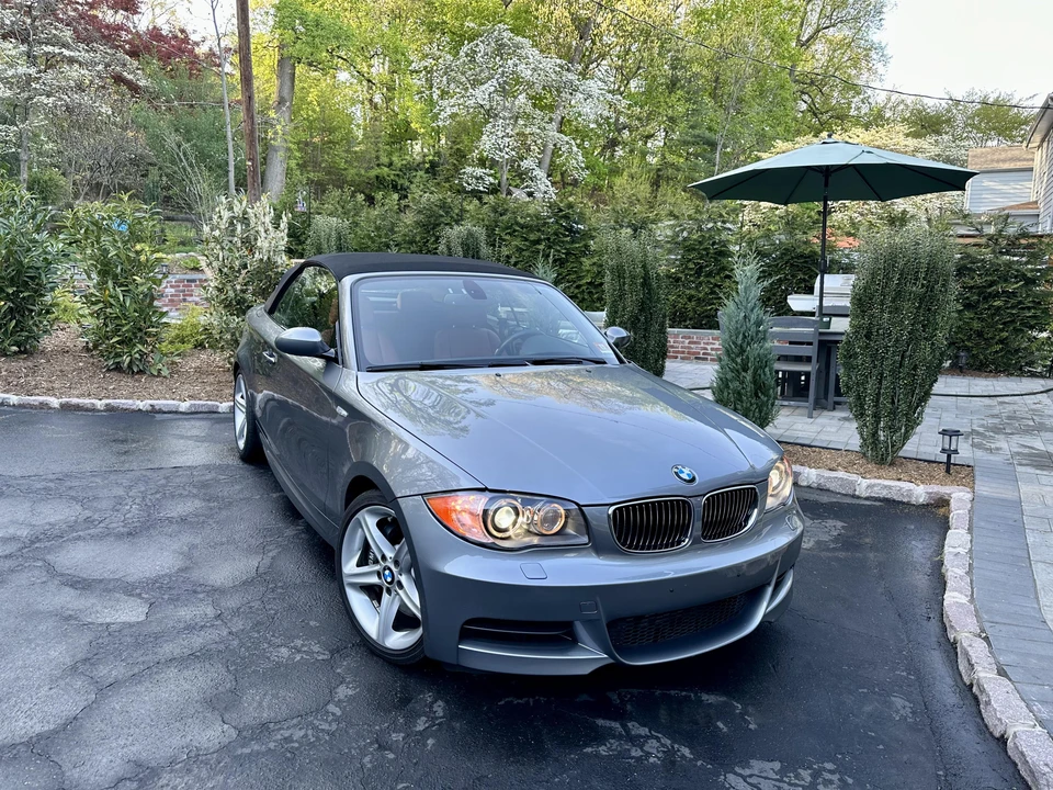 2009 BMW E82 135i & 135is - Image 19 of 31