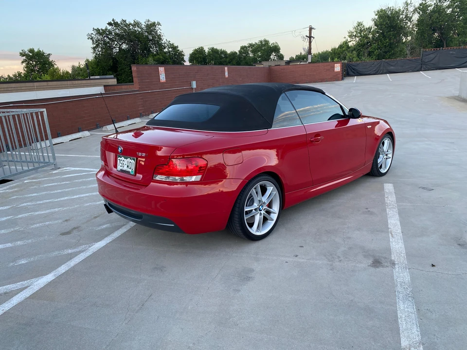 2009 BMW E82 135i & 135is - Image 19 of 31