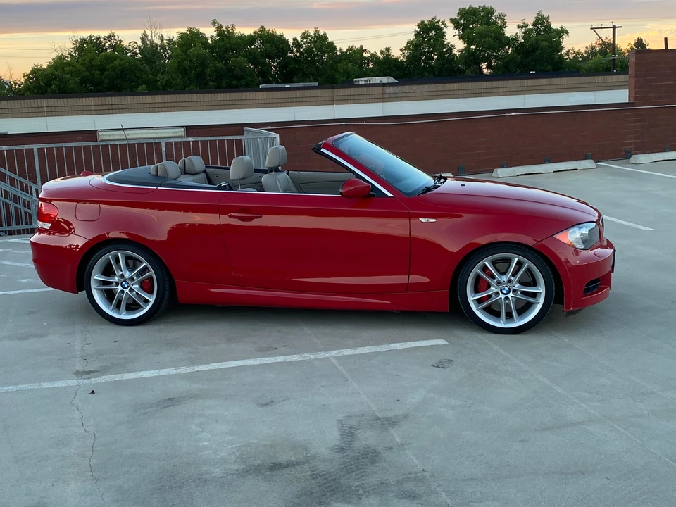 2009 BMW E82 135i & 135is - Image 9 of 31