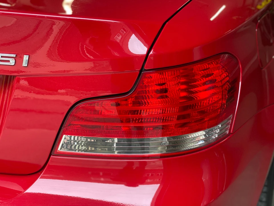 2009 BMW E82 135i & 135is - Image 30 of 31