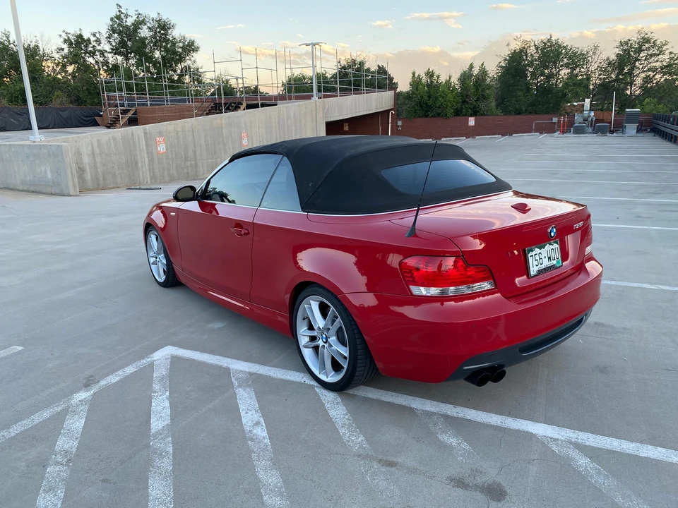 2009 BMW E82 135i & 135is - Image 17 of 31