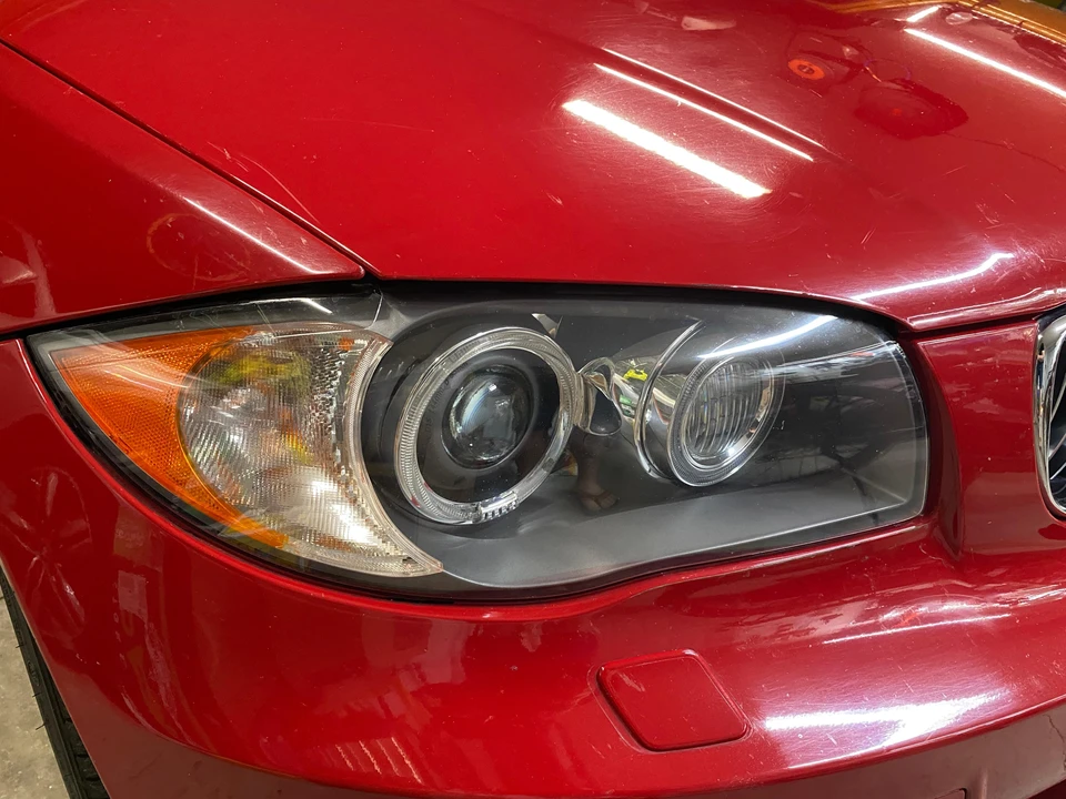 2009 BMW E82 135i & 135is - Image 27 of 31