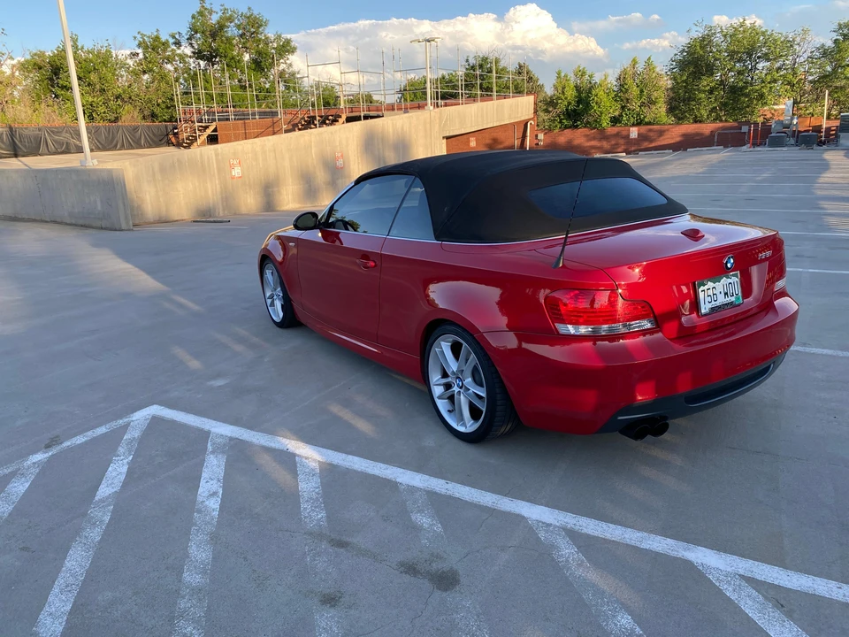 2009 BMW E82 135i & 135is - Image 16 of 31