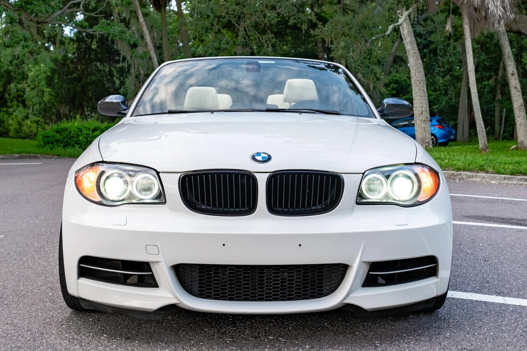 2009 BMW E82 135i & 135is - Image 7 of 31