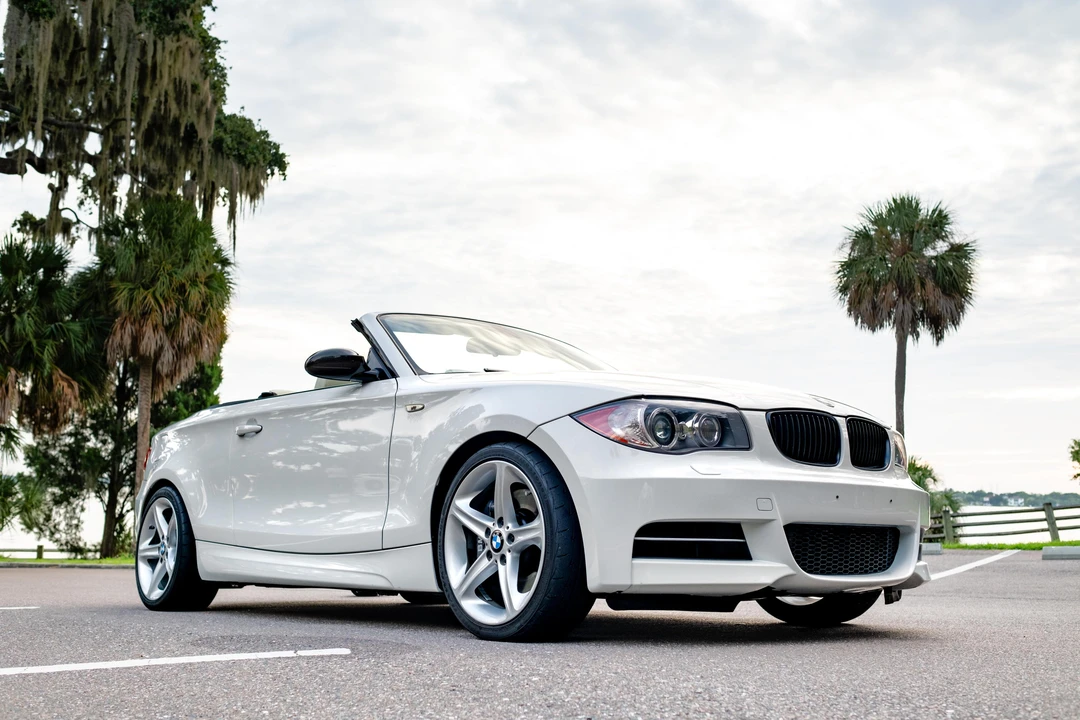 2009 BMW E82 135i & 135is - Image 15 of 31