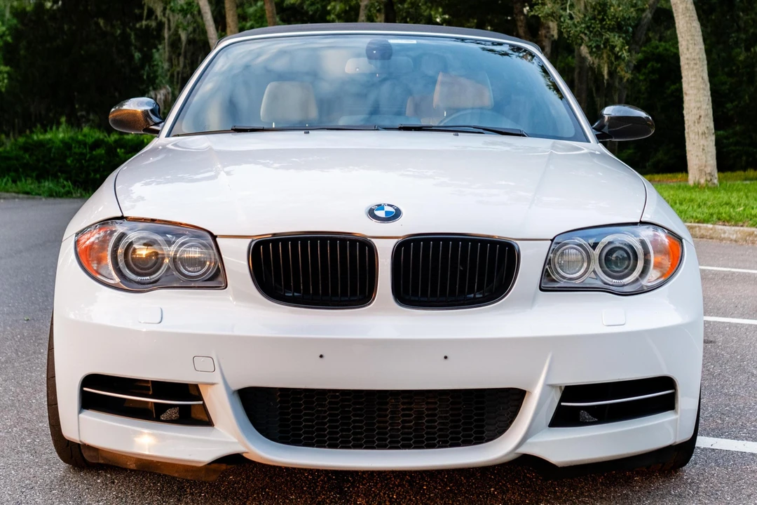 2009 BMW E82 135i & 135is - Image 2 of 31