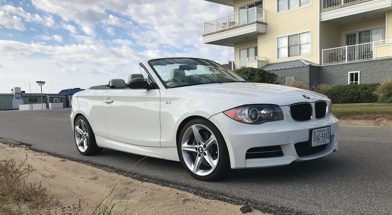 2009 BMW E82 135i & 135is - Image 13 of 31