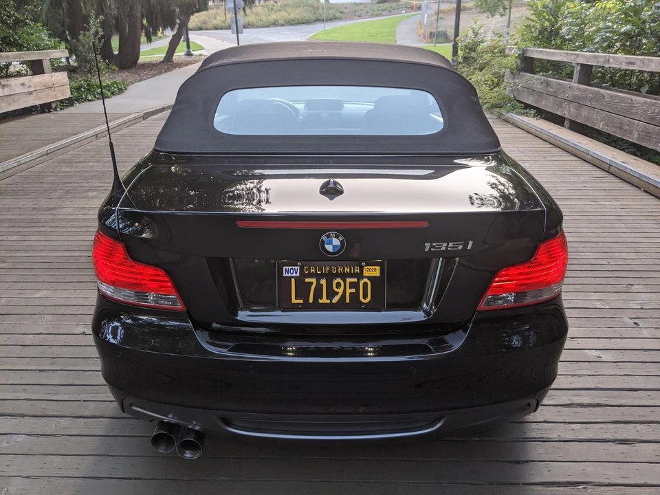 2009 BMW E82 135i & 135is - Image 28 of 31