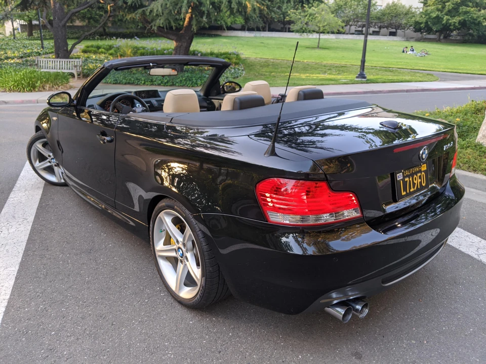 2009 BMW E82 135i & 135is - Image 20 of 31