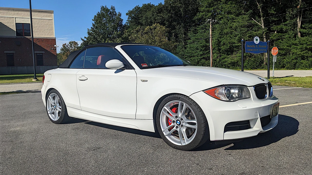 2009 BMW E82 135i & 135is - Image 19 of 31