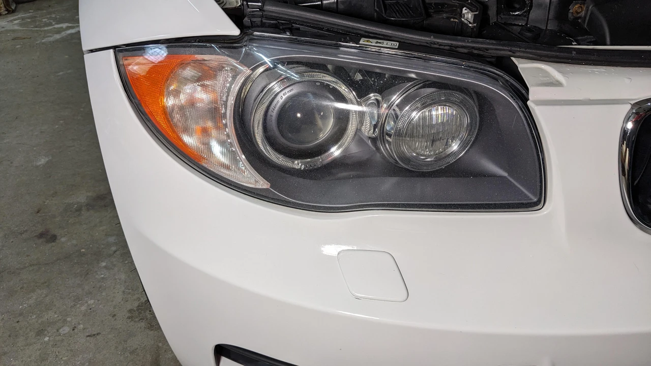 2009 BMW E82 135i & 135is - Image 26 of 31