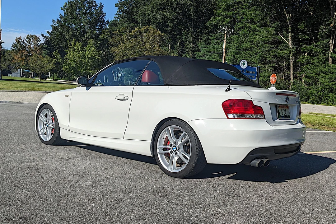2009 BMW E82 135i & 135is - Image 13 of 31