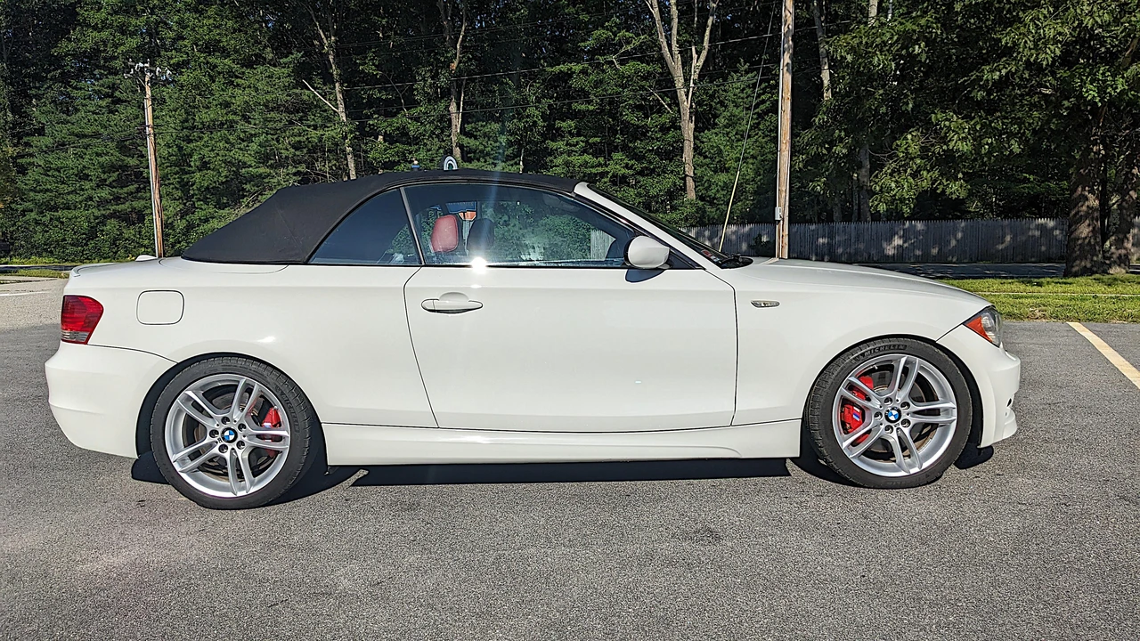 2009 BMW E82 135i & 135is - Image 18 of 31