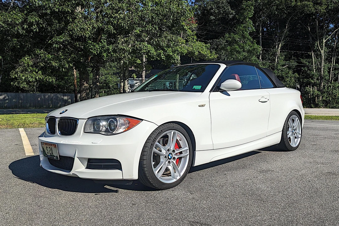 2009 BMW E82 135i & 135is - Image 11 of 31