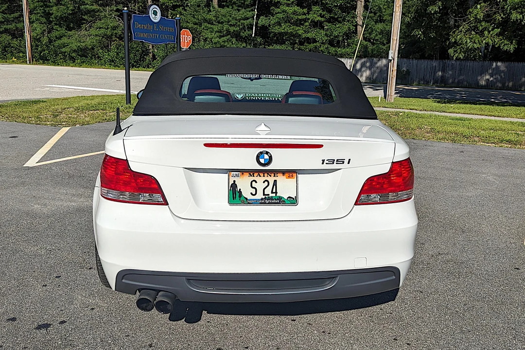 2009 BMW E82 135i & 135is - Image 14 of 31