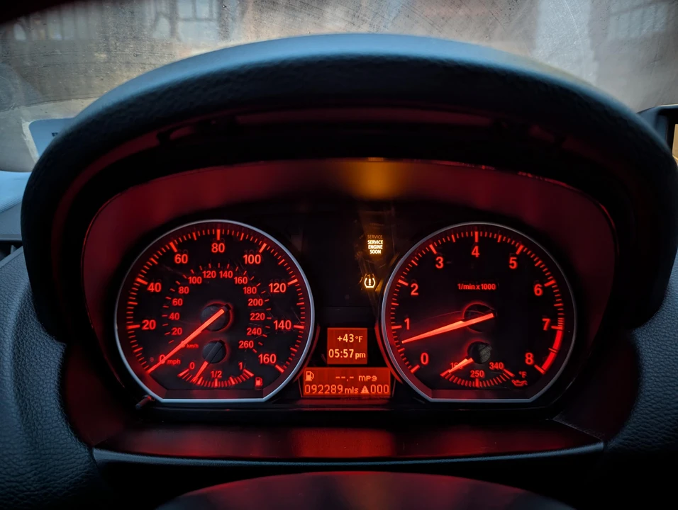 2009 BMW E82 135i & 135is - Image 12 of 16