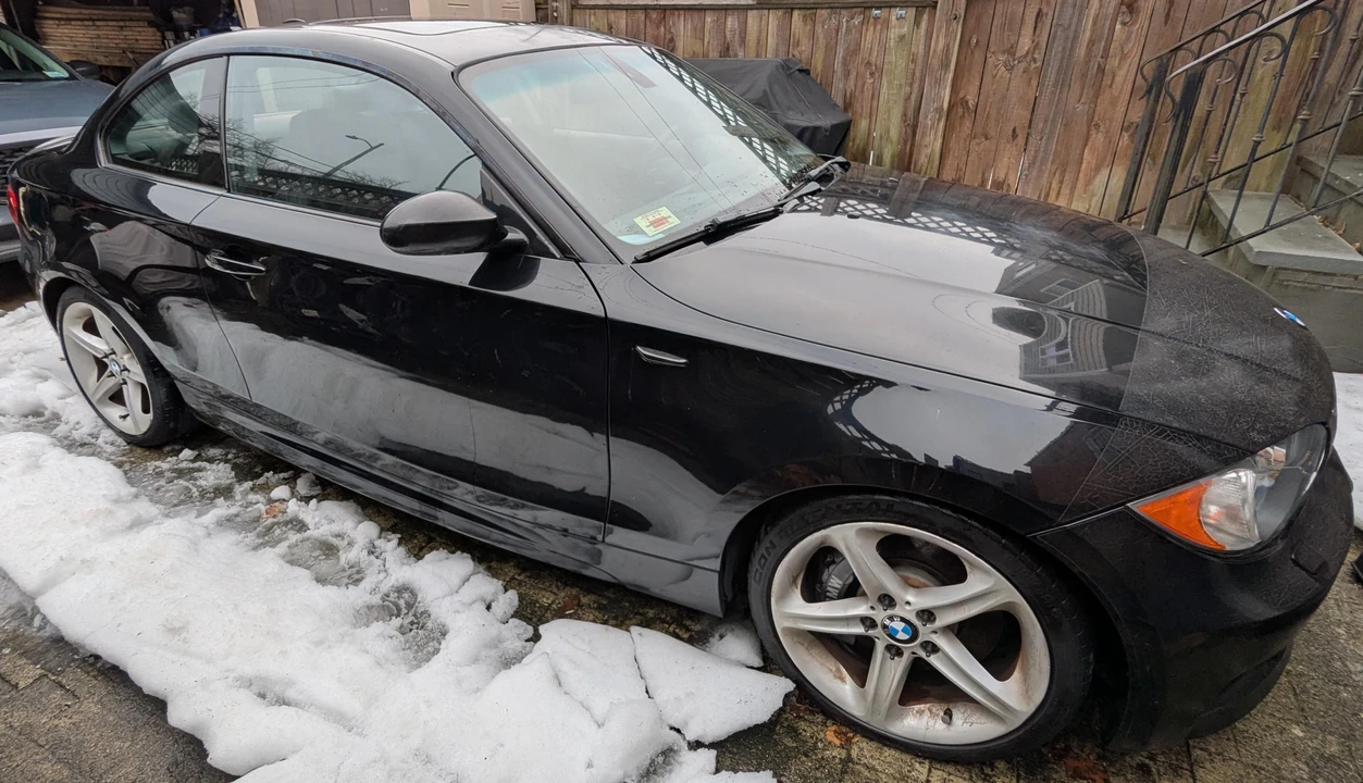 2009 BMW E82 135i & 135is - Image 4 of 16
