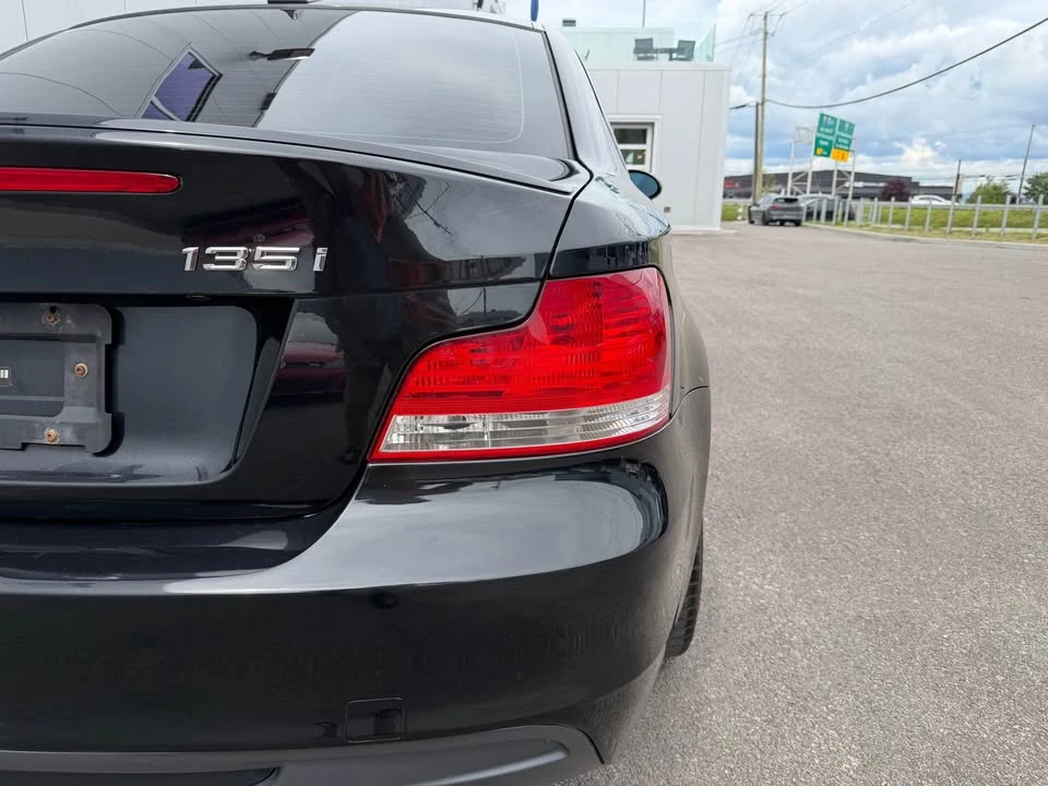 2009 BMW E82 135i & 135is - Image 8 of 17