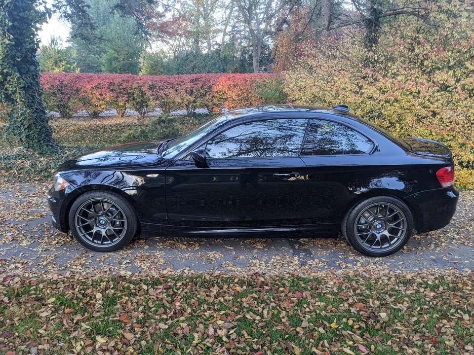 2009 BMW E82 135i & 135is - Image 14 of 15