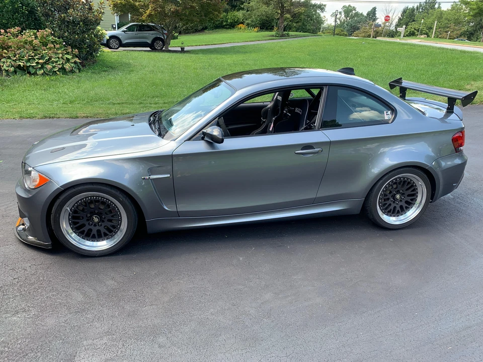 2009 BMW E82 135i & 135is - Image 13 of 31