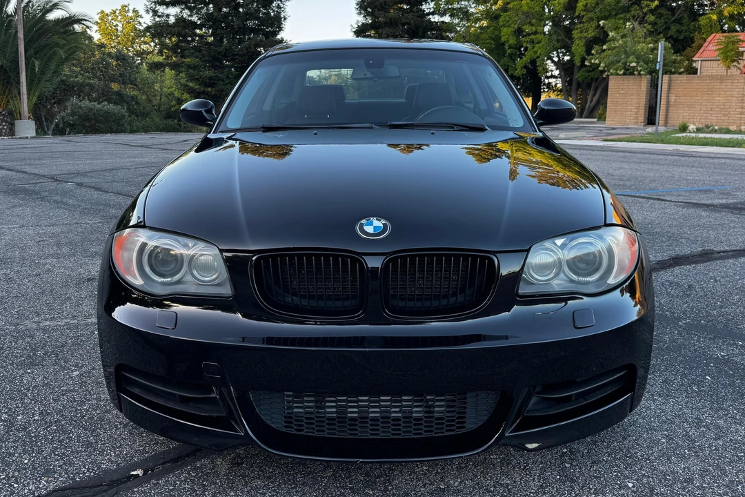 2009 BMW E82 135i & 135is - Image 2 of 31
