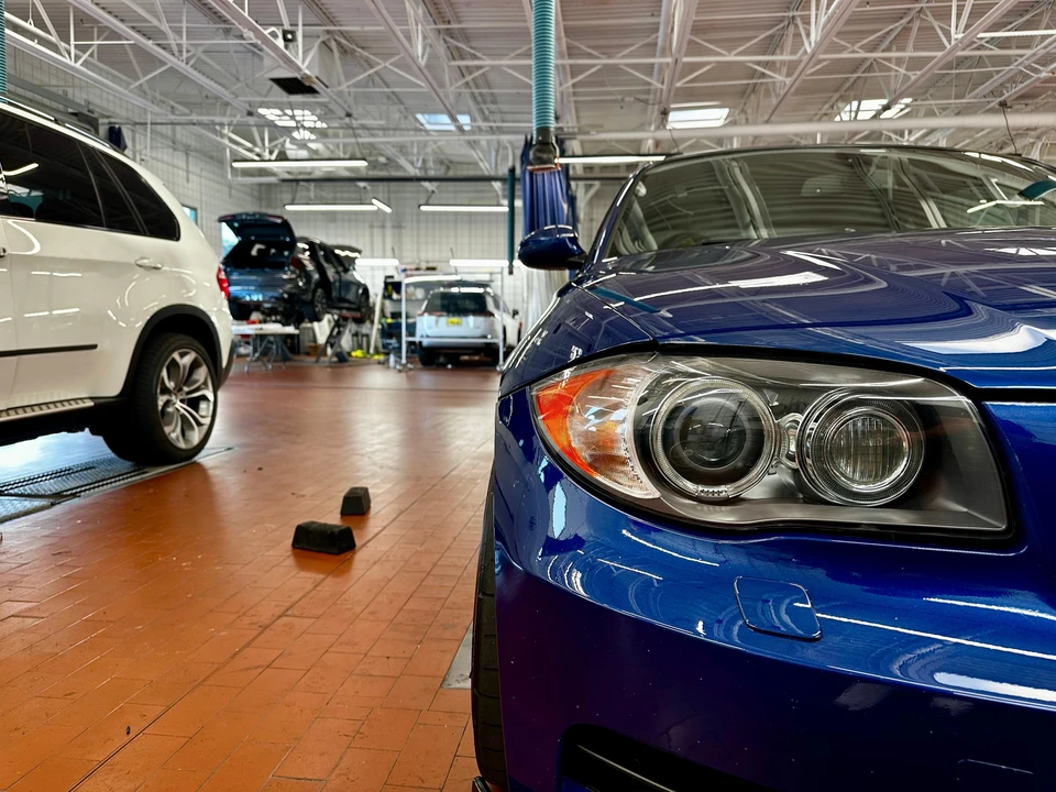 2009 BMW E82 135i & 135is - Image 12 of 31