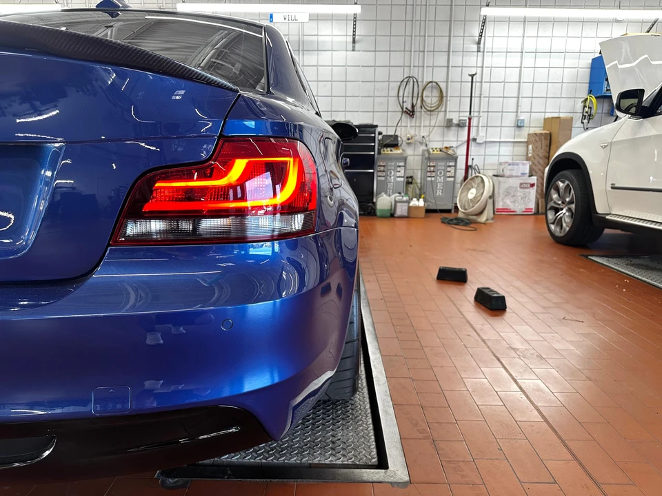 2009 BMW E82 135i & 135is - Image 19 of 31